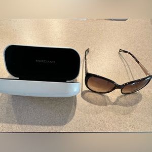 Marciano sunglasses